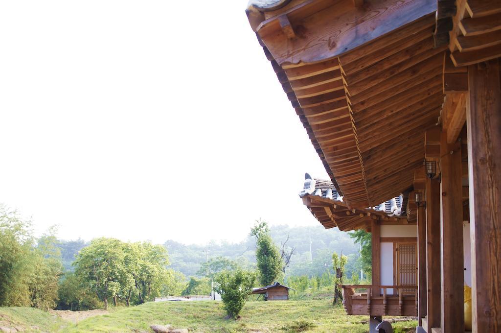 Отель Korean Traditional House - Chungnokdang Boseong Номер фото